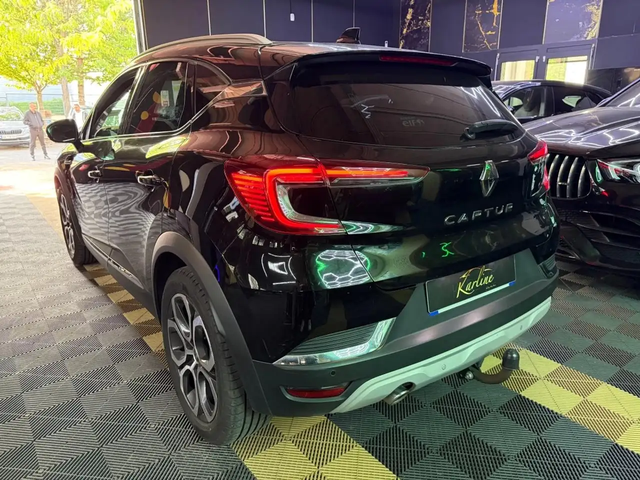 Renault Captur — photo 4