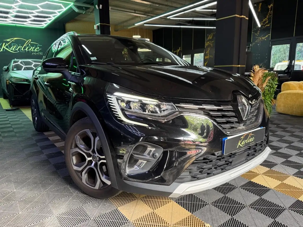 Renault Captur — photo 3