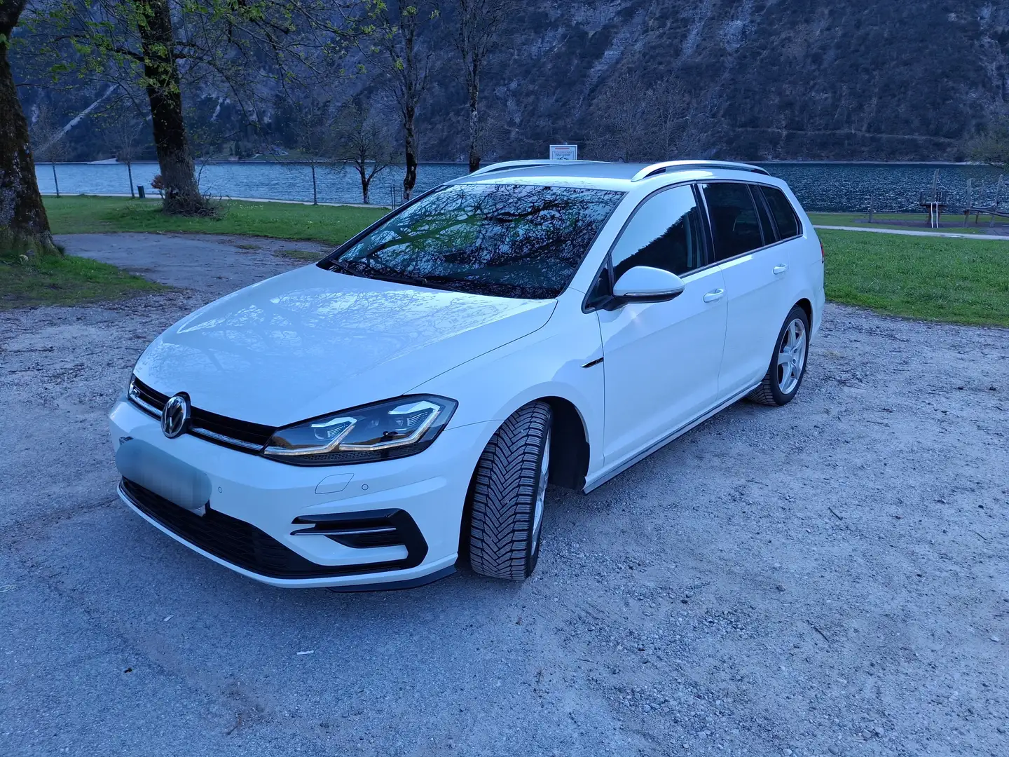 Volkswagen Golf Variant Golf Variant Rabbit 1,6 TDI Rabbit Weiß - 2