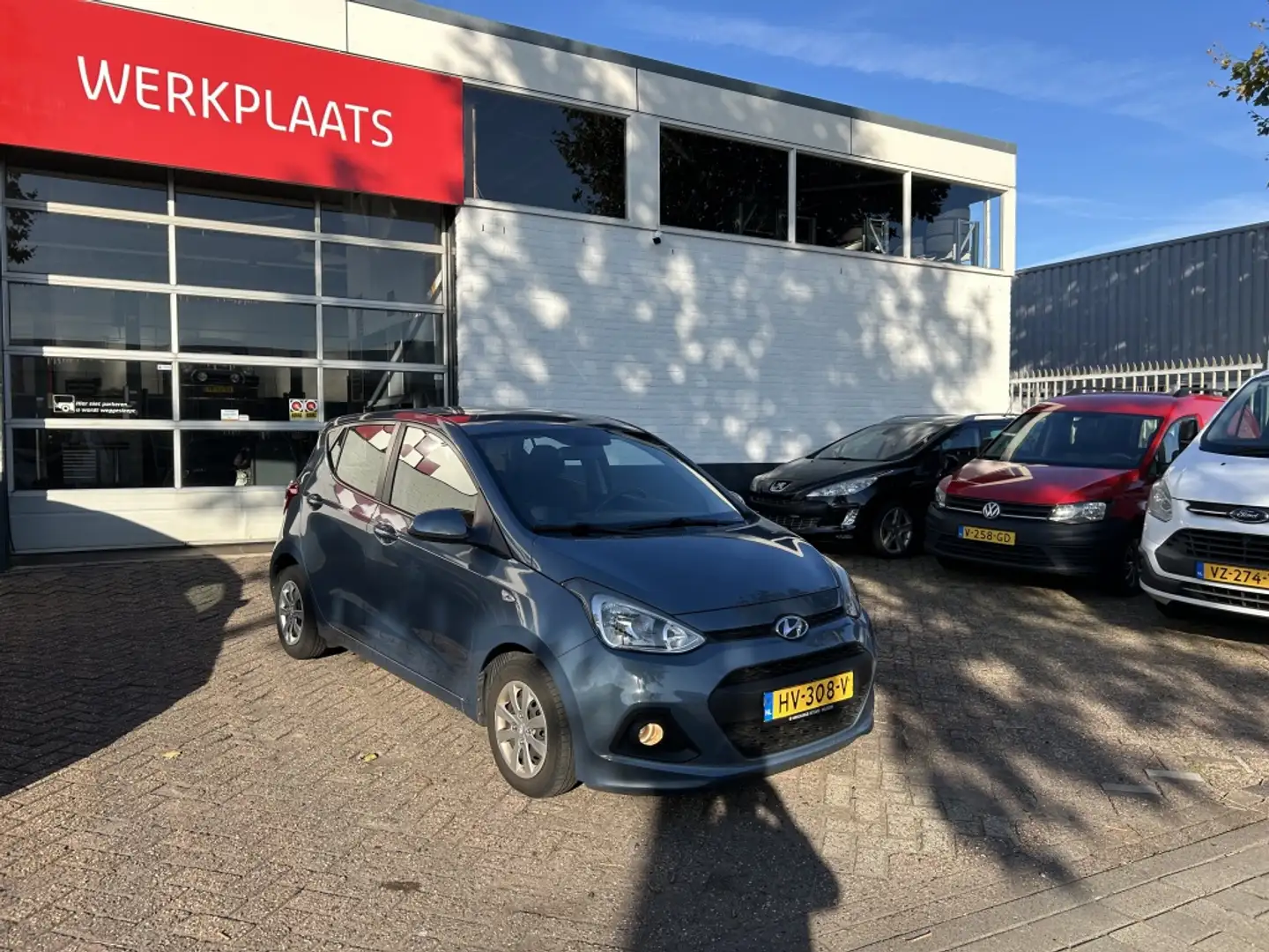 Hyundai i10 1.0i i-Motion Comf. Blauw - 2