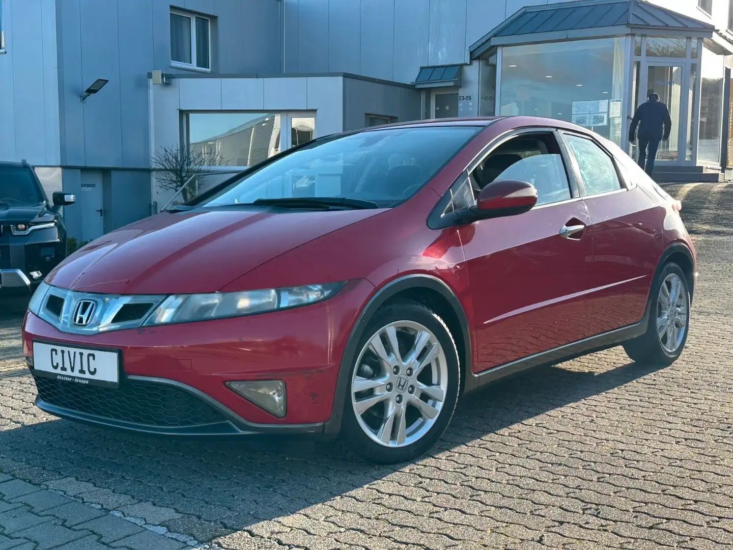 Honda Civic Lim. 5-trg. 1.8 Sport #Ganzjahresreifen Rot - 1