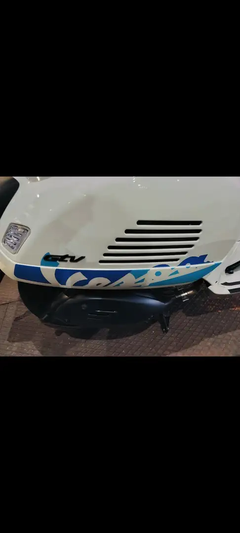 Vespa GTV 300 140 TH OF PIAGGIO Bianco - 2