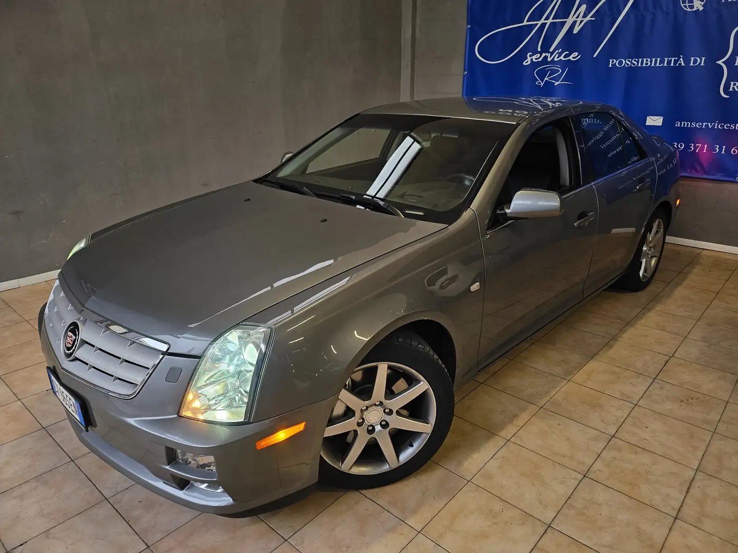 Cadillac STS STS 4.6 V8 Elegance Grau - 2
