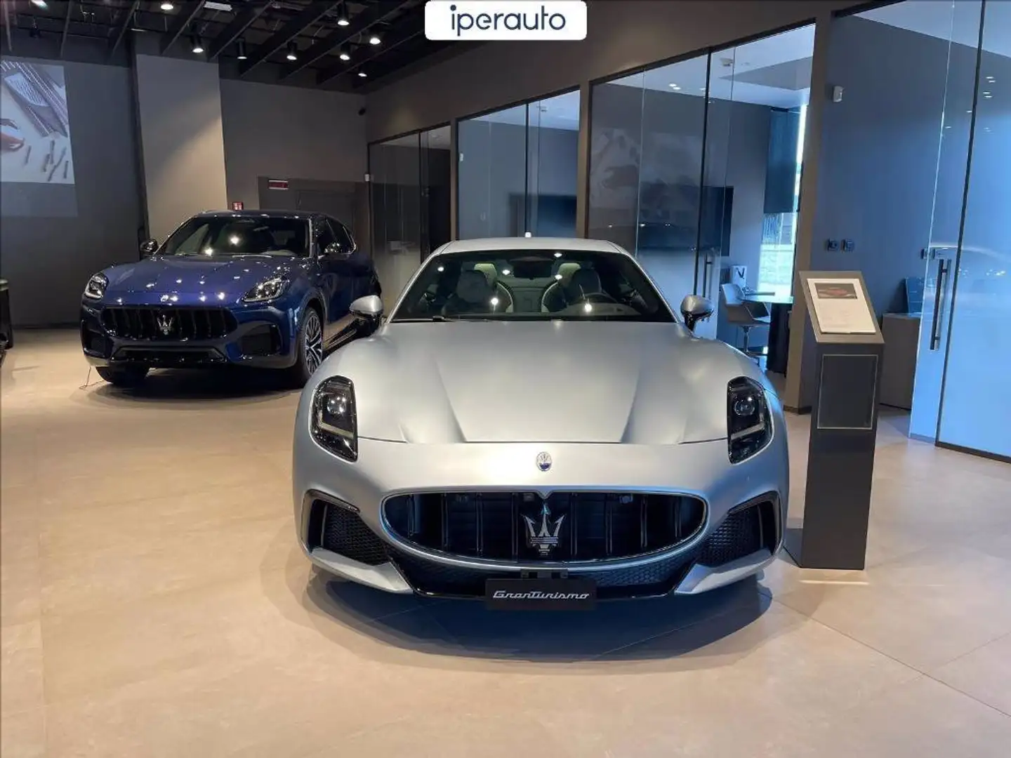 Maserati GranTurismo 3.0 Trofeo 75th Anniversary awd auto Gris - 2