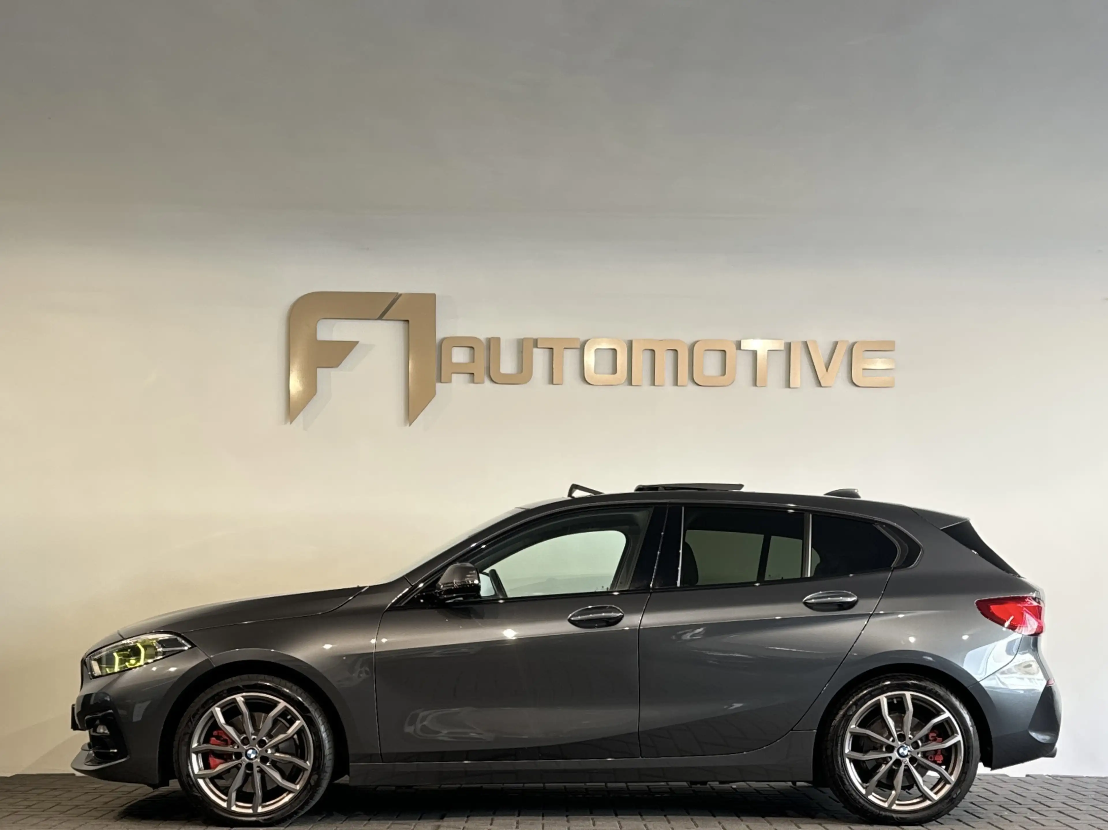 BMW 120 1-serie 120i High Executive Pano|Stoelverwarming|C — photo 7