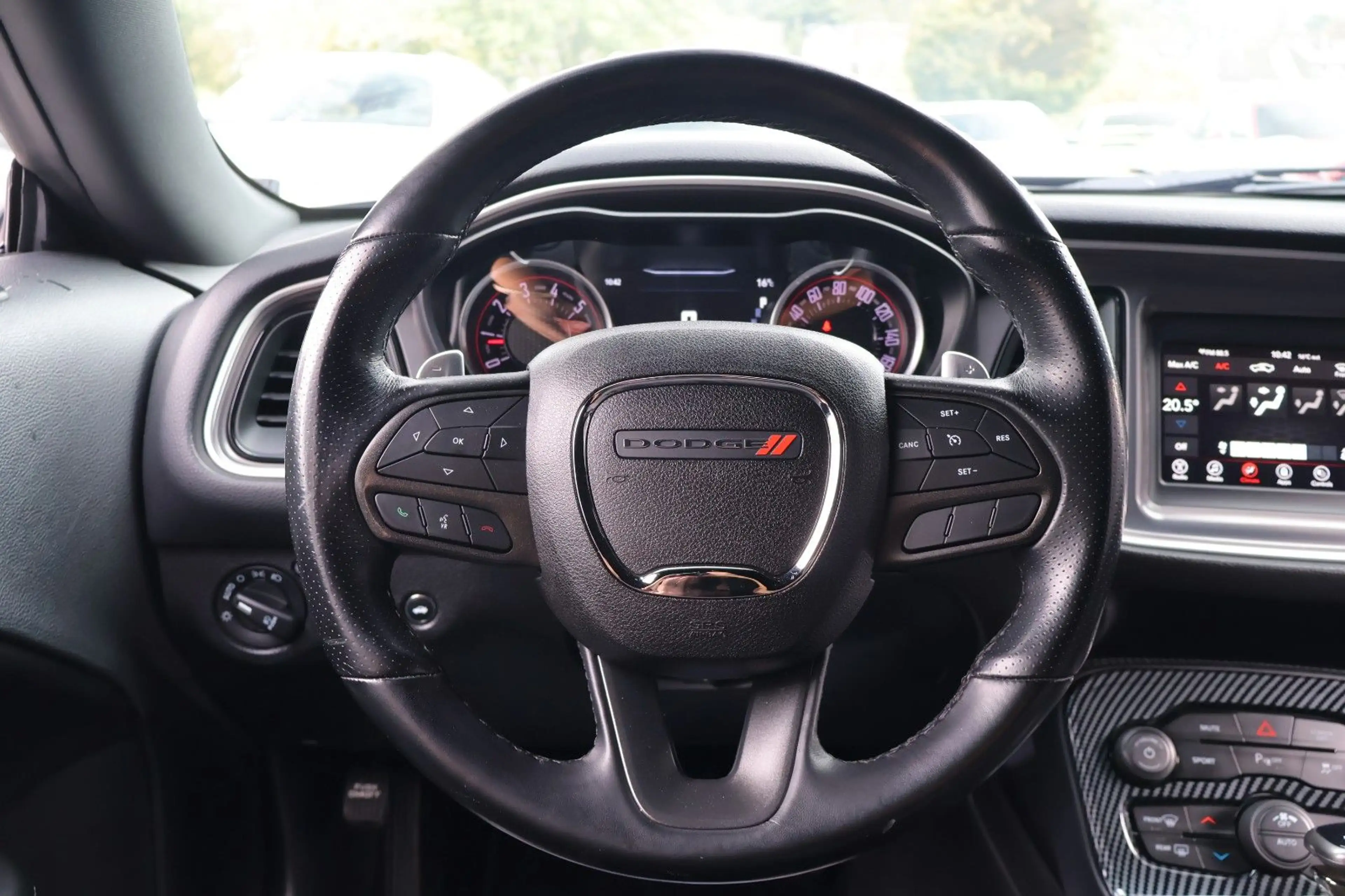 Dodge Challenger R/T RWD 5.7L WIDEBODY/KAMERA/CARPLAY — photo 14