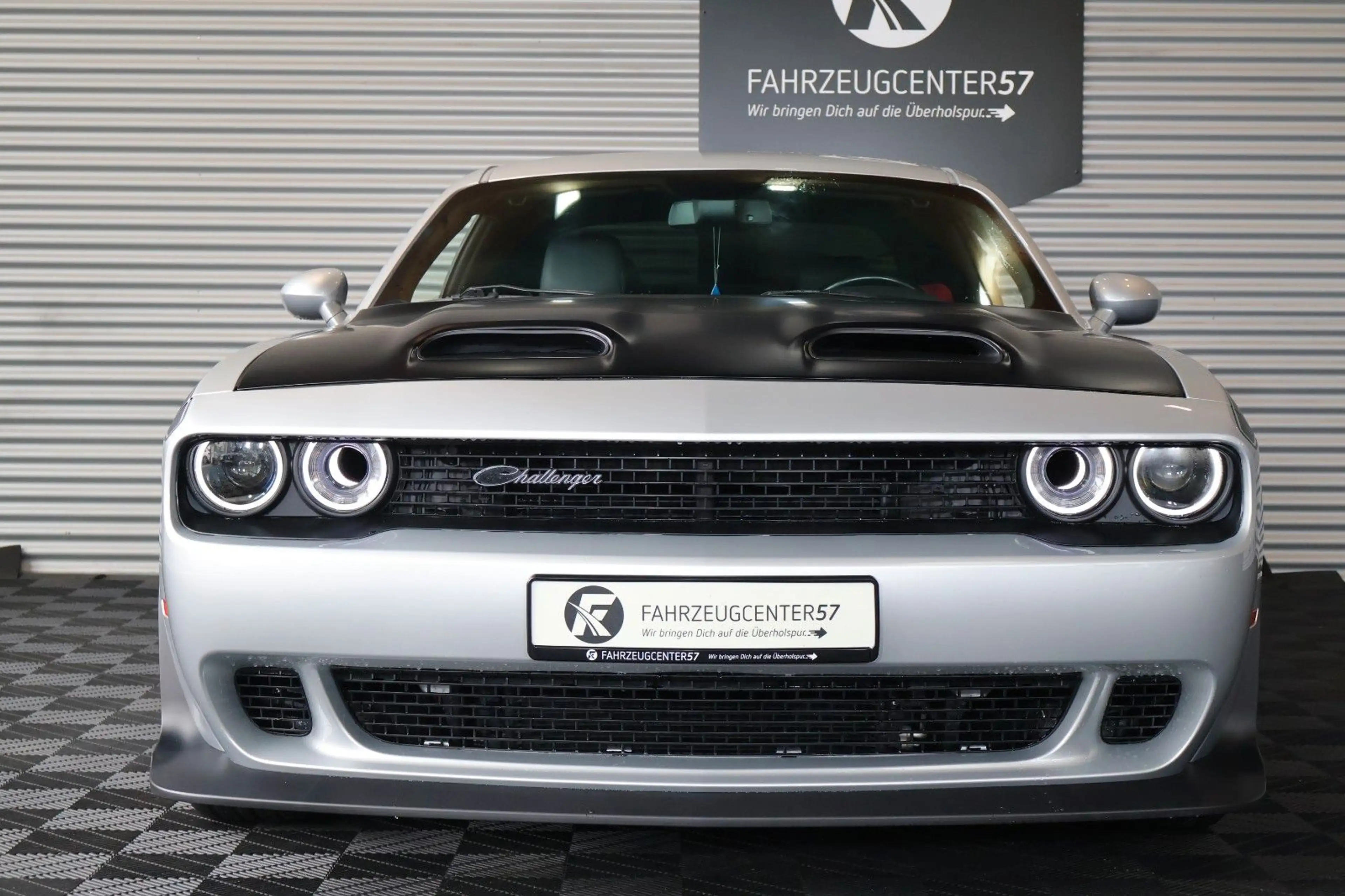 Dodge Challenger R/T RWD 5.7L WIDEBODY/KAMERA/CARPLAY — photo 4