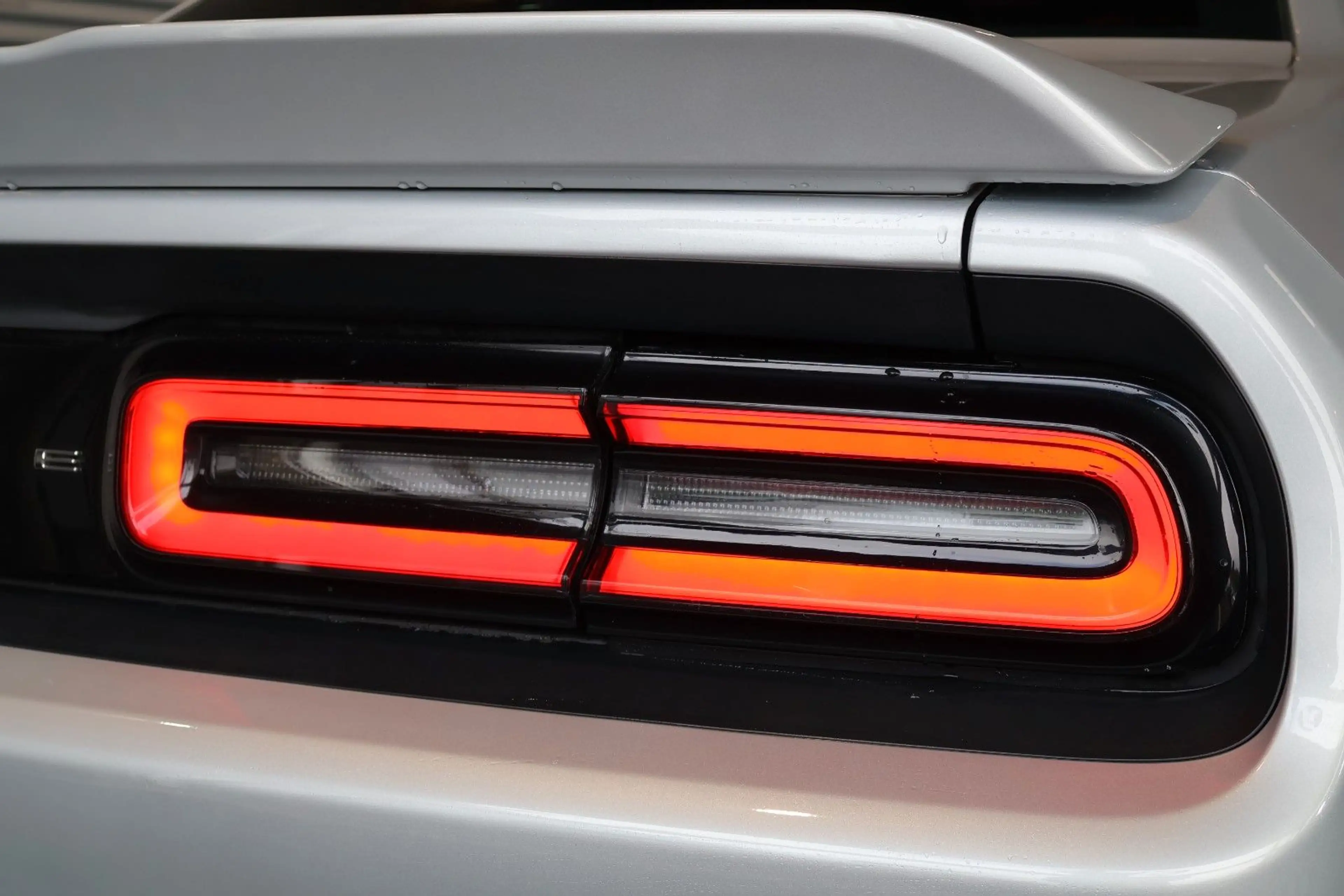 Dodge Challenger R/T RWD 5.7L WIDEBODY/KAMERA/CARPLAY — photo 9