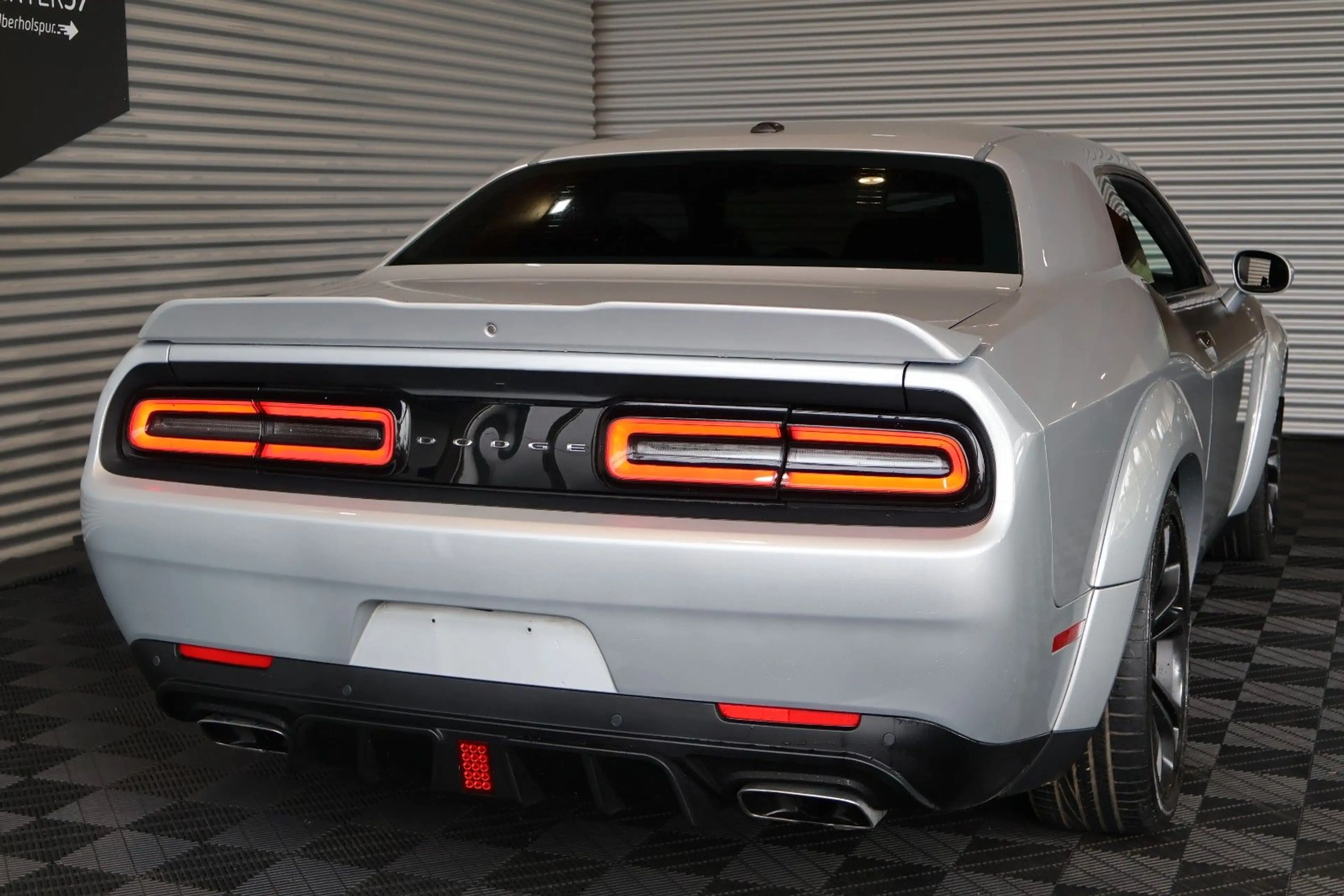 Dodge Challenger R/T RWD 5.7L WIDEBODY/KAMERA/CARPLAY — photo 8