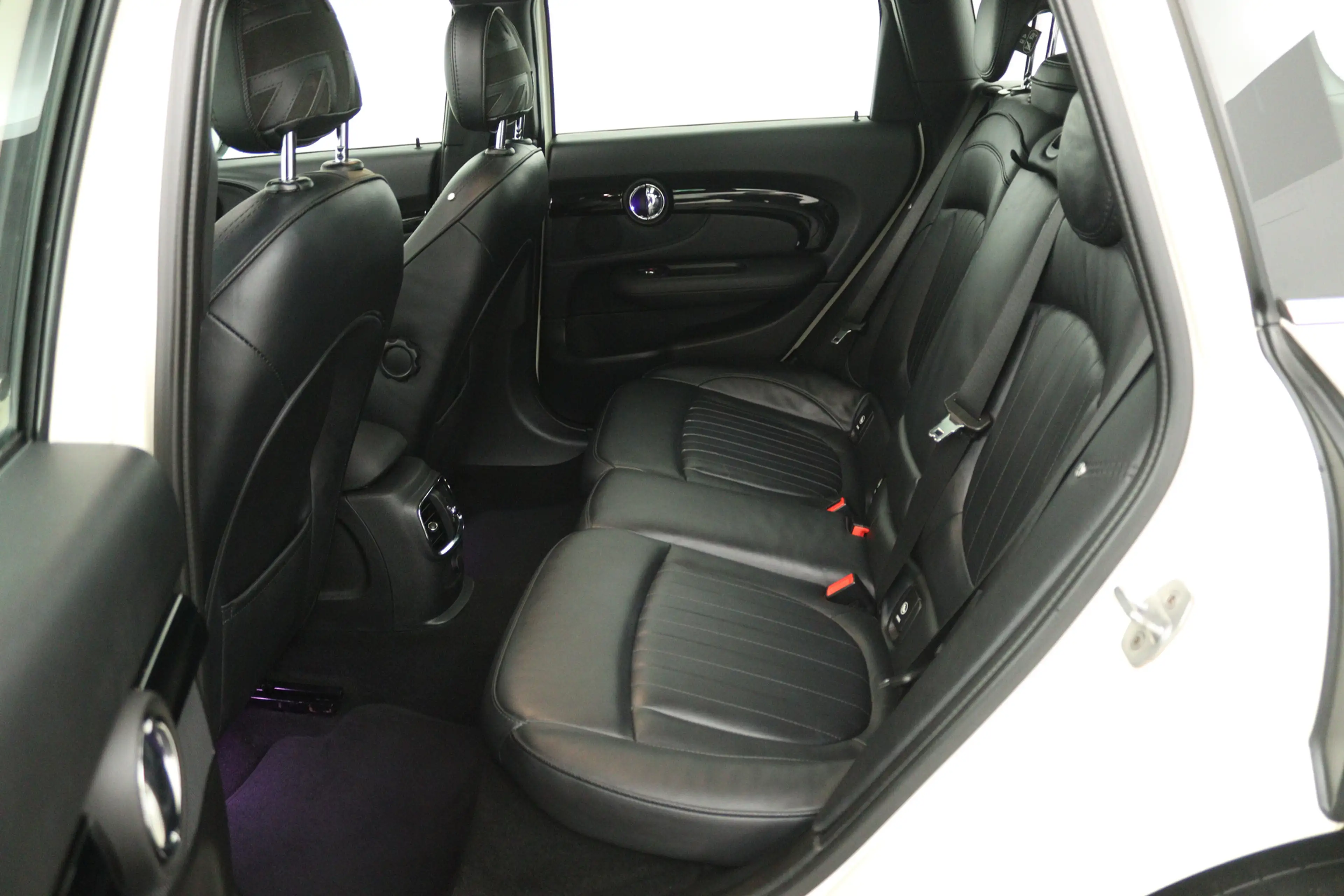 MINI Cooper S Clubman 2.0 Chili Serious Business (PANORAMADAK, STOELVERW — photo 22