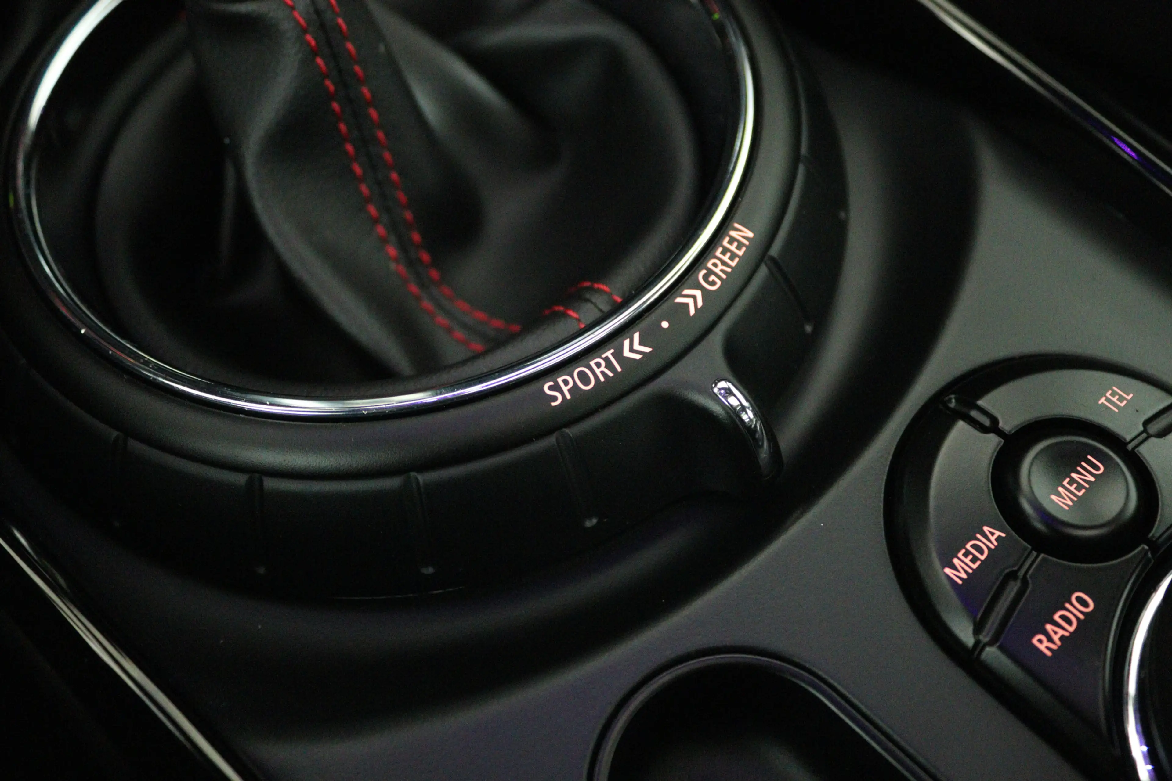 MINI Cooper S Clubman 2.0 Chili Serious Business (PANORAMADAK, STOELVERW — photo 10