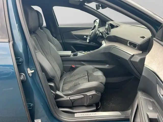 Peugeot 3008 view 9