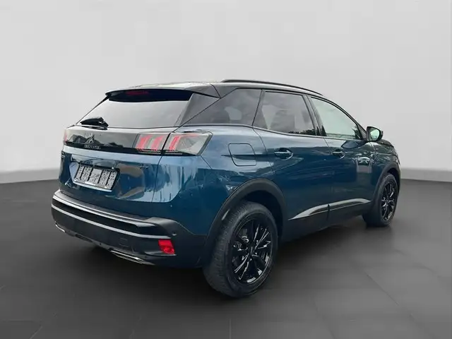 Peugeot 3008 view 5