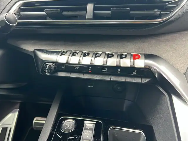 Peugeot 3008 view 14