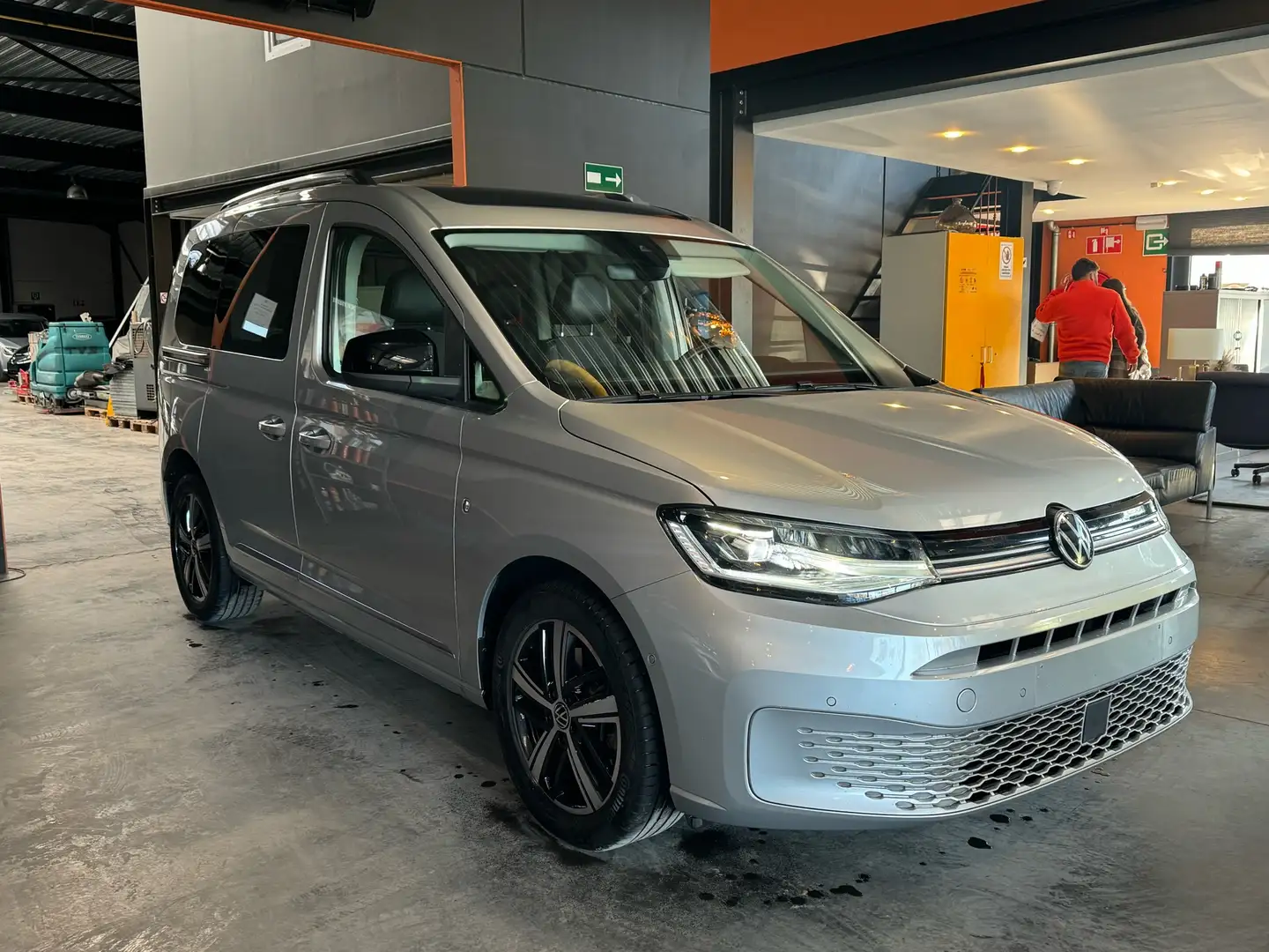 Volkswagen Caddy 2.0 TDi 5pl - 102.909 KM - TOIT PANO - CAM - MEDIA Grijs - 2