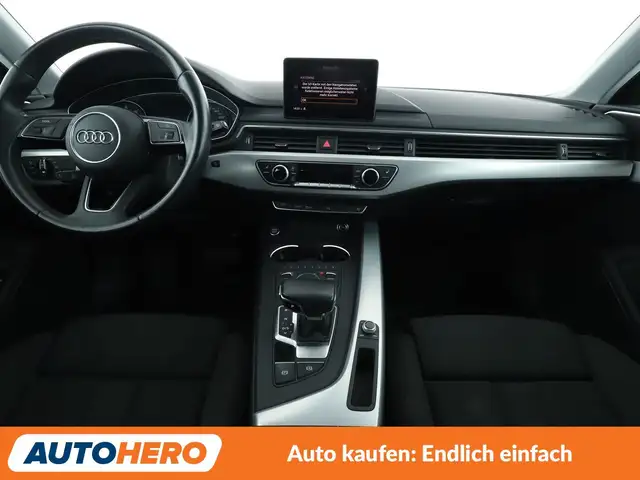 Audi A4 view 12