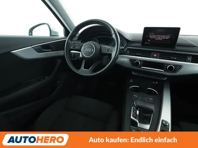 Audi A4 view 13