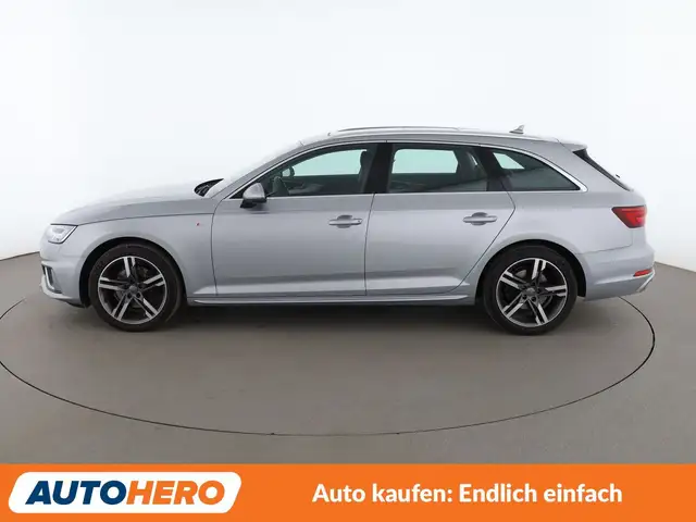 Audi A4 view 3