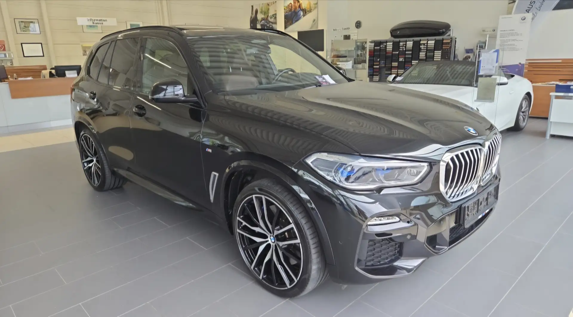 BMW X5 X5 xDrive30d Aut. Schwarz - 2