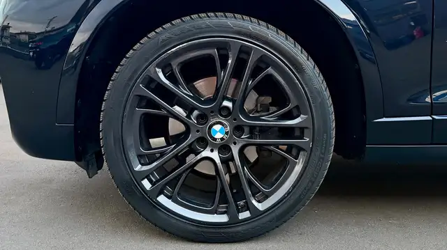 BMW X4 view 7