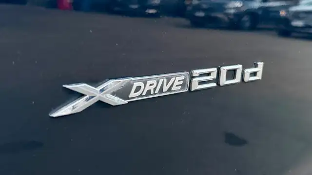 BMW X4 view 6