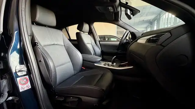 BMW X4 view 15