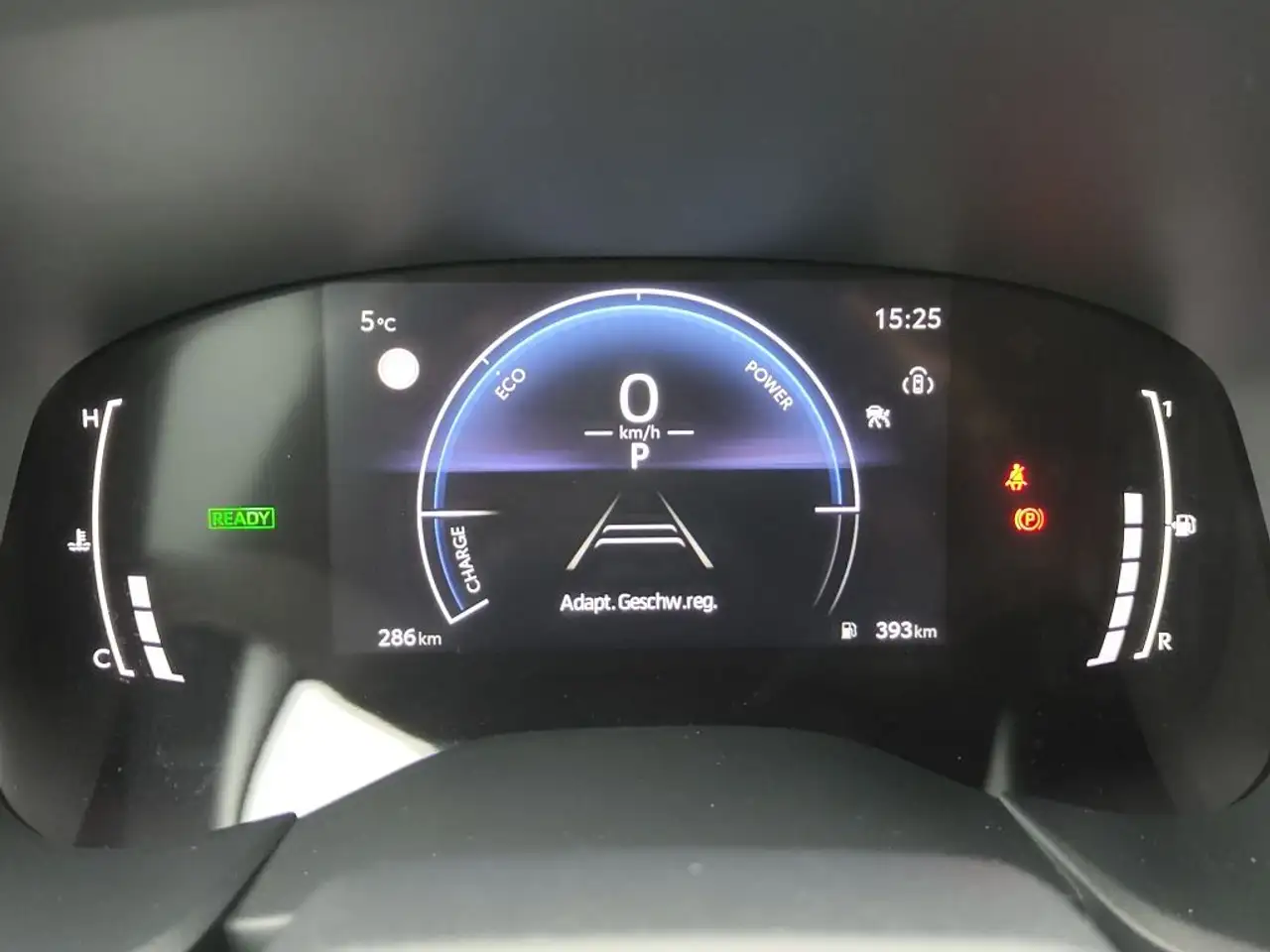 Toyota Aygo X 1,5 Hybrid Pure + Rückfahrkamera 12