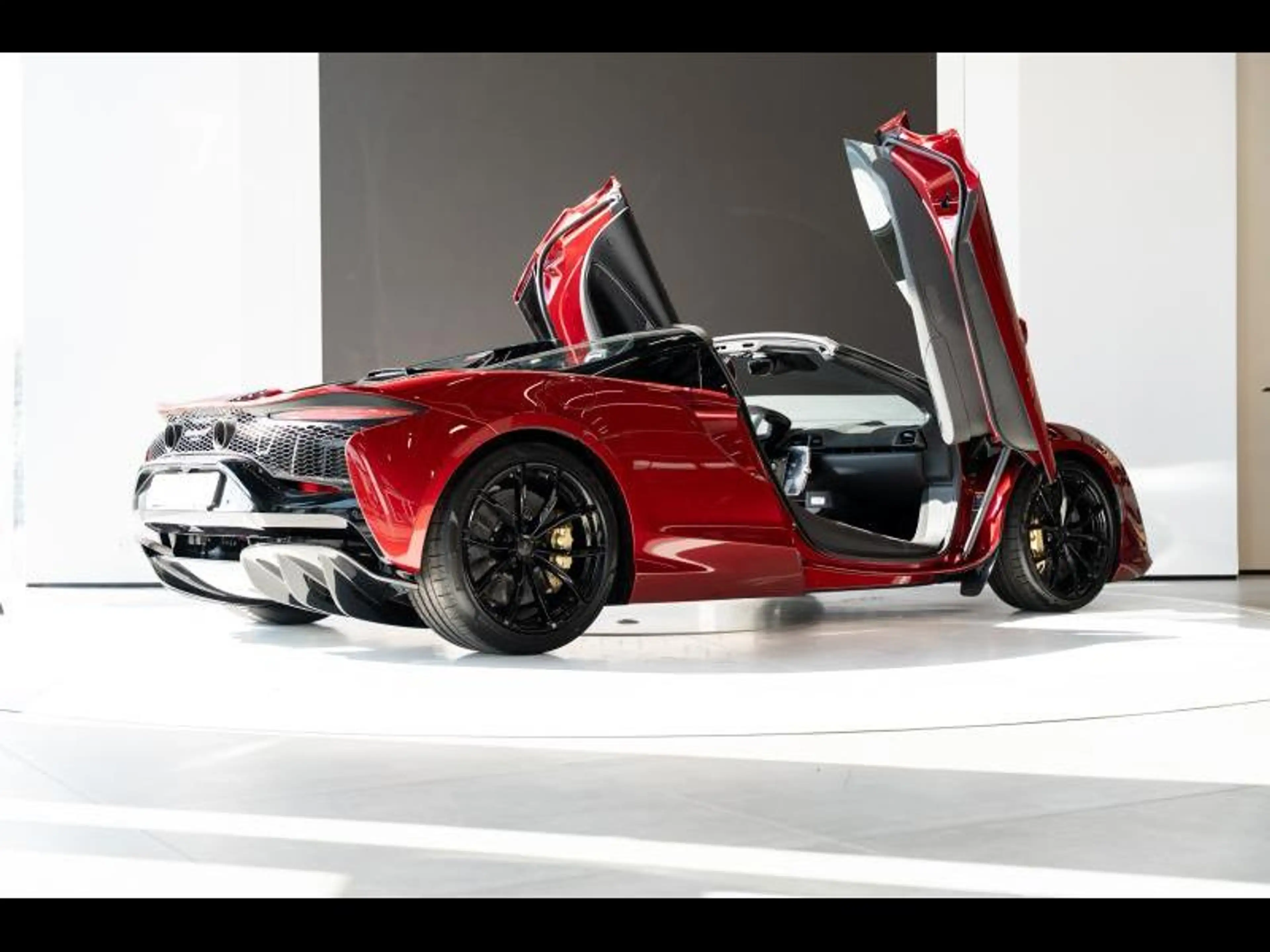 McLaren Artura Spider McLaren Artura Spider – Elite Amaranth Re — photo 10