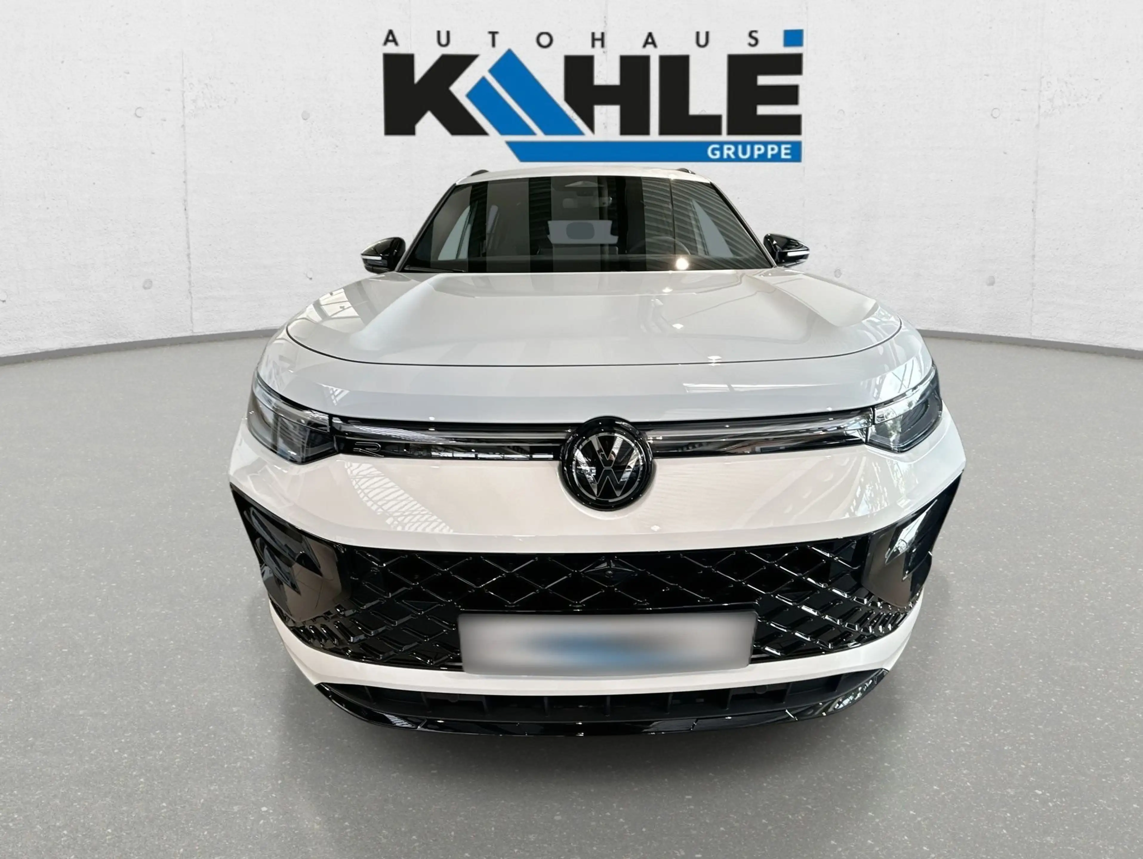 Volkswagen Tayron 1.5 eTSI DSG R-Line BlackStyle IQ.DrivePre 7-Sitz — photo 2