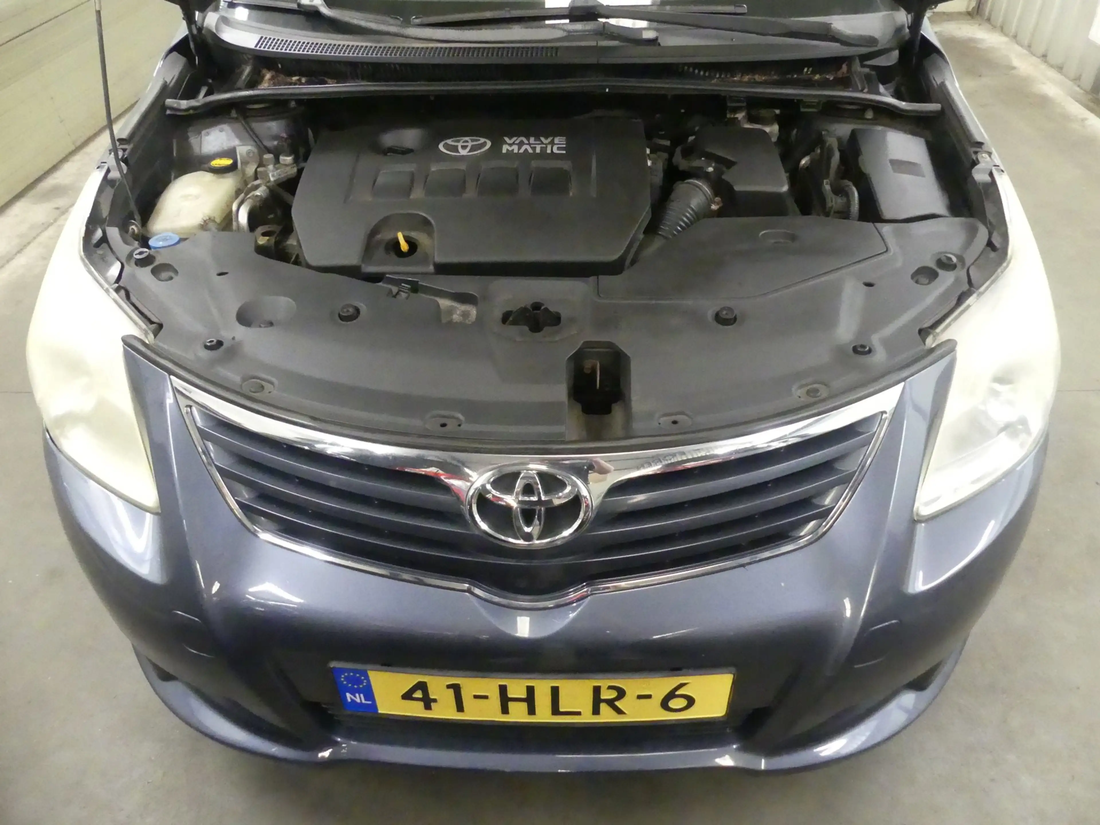 Toyota Avensis Wagon 2.0 VVTi Panoramic Business Special - Trekha — photo 16