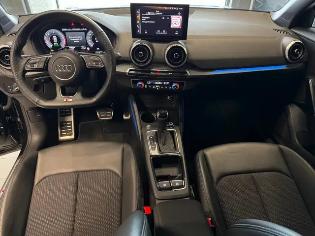 Audi Q2 view 14