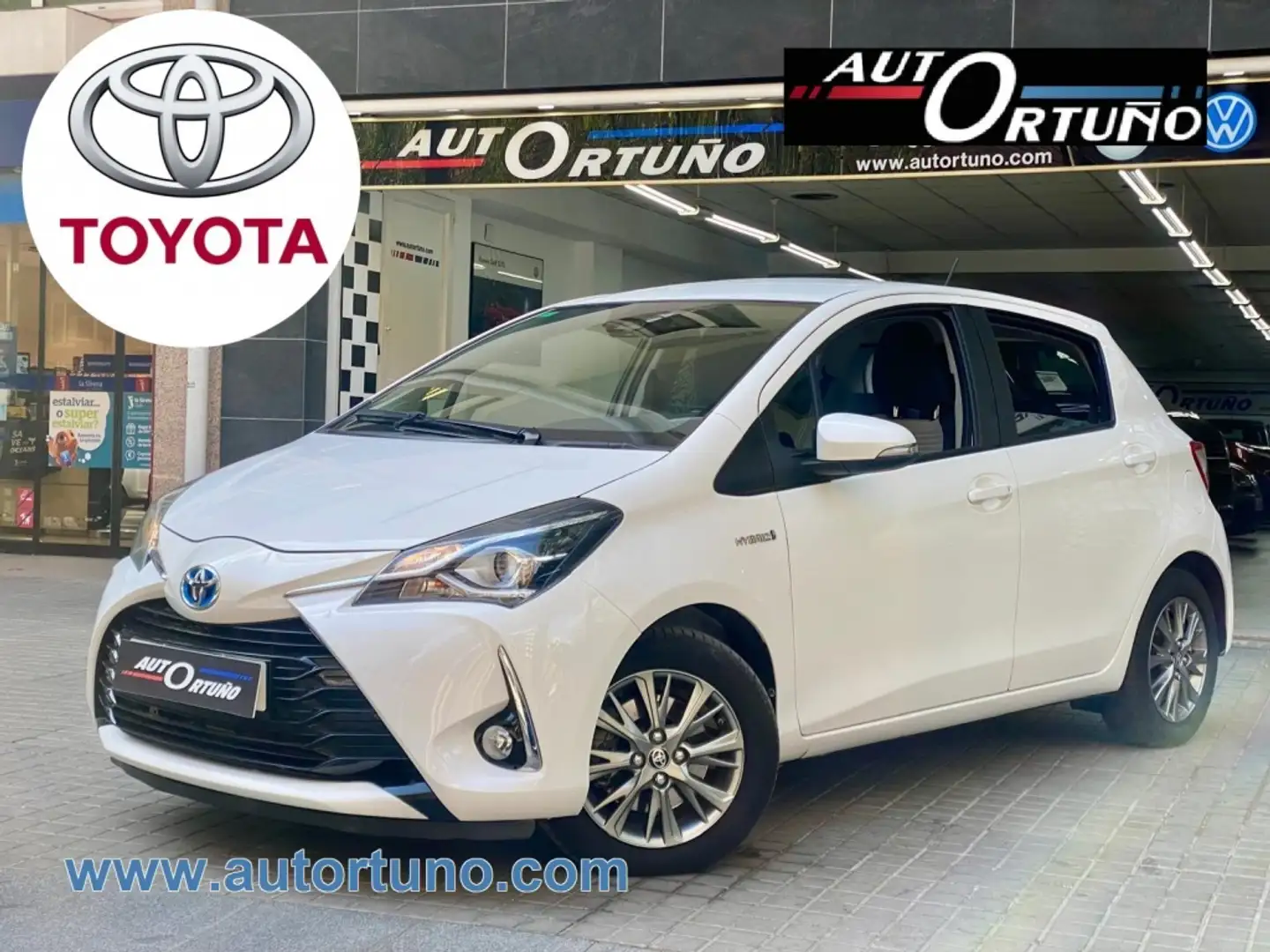 Toyota Yaris 100H 1.5 Active Wit - 1