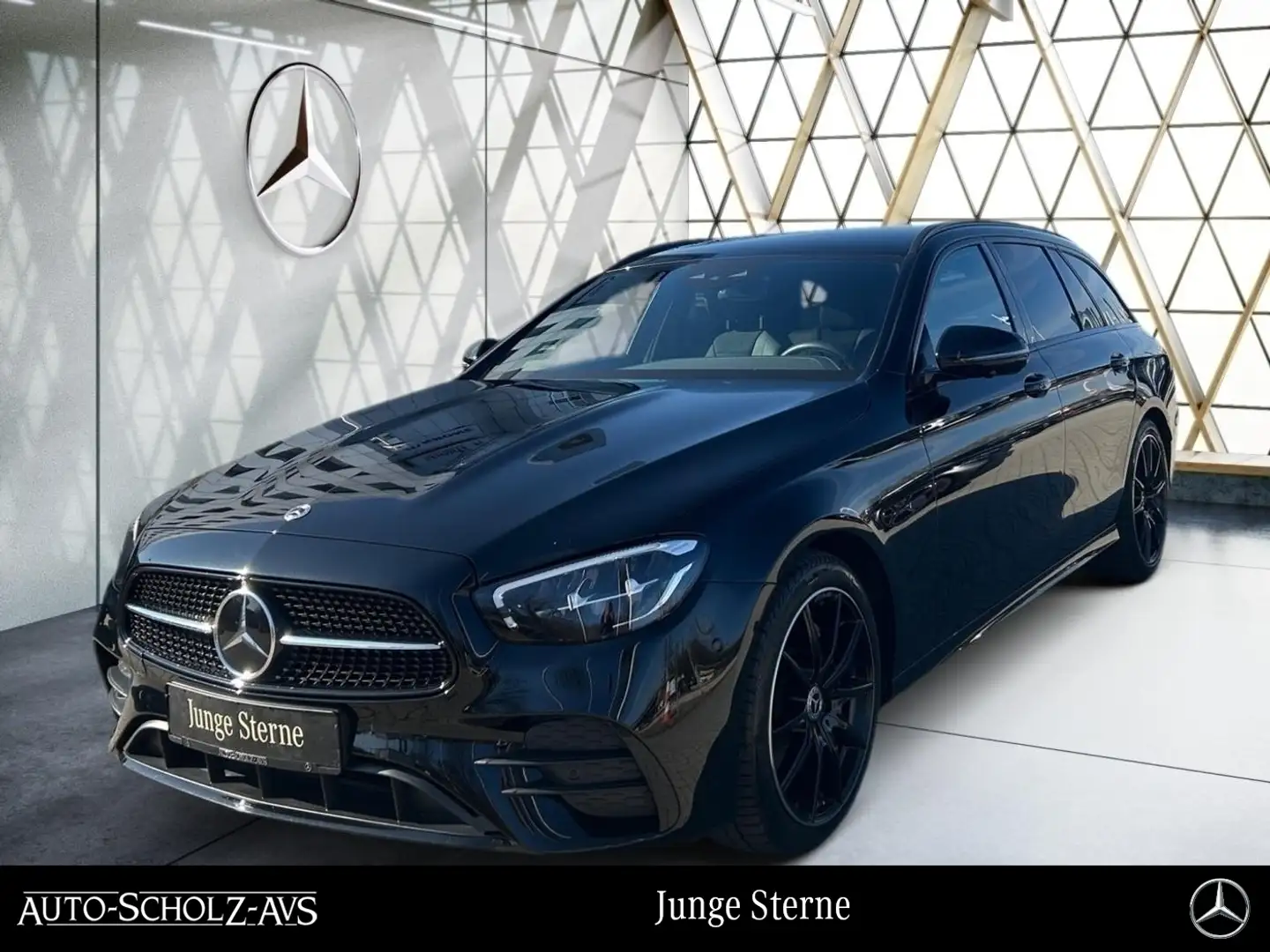 Mercedes-Benz E 220 d T AMG NightEdition*360°EasyP*Distro*Ambi Nero - 1