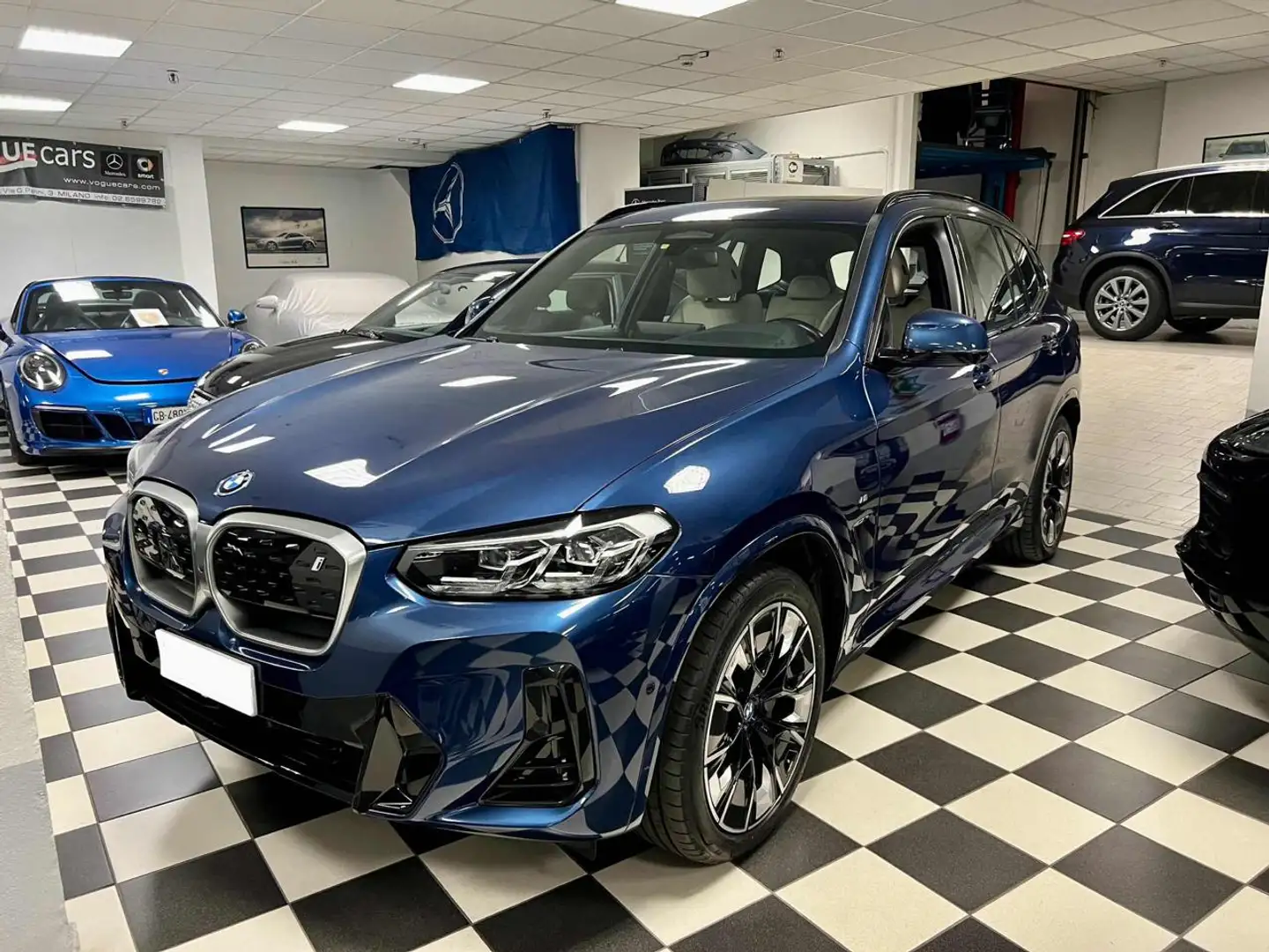 BMW iX3 Impressive M SPORT plava - 1