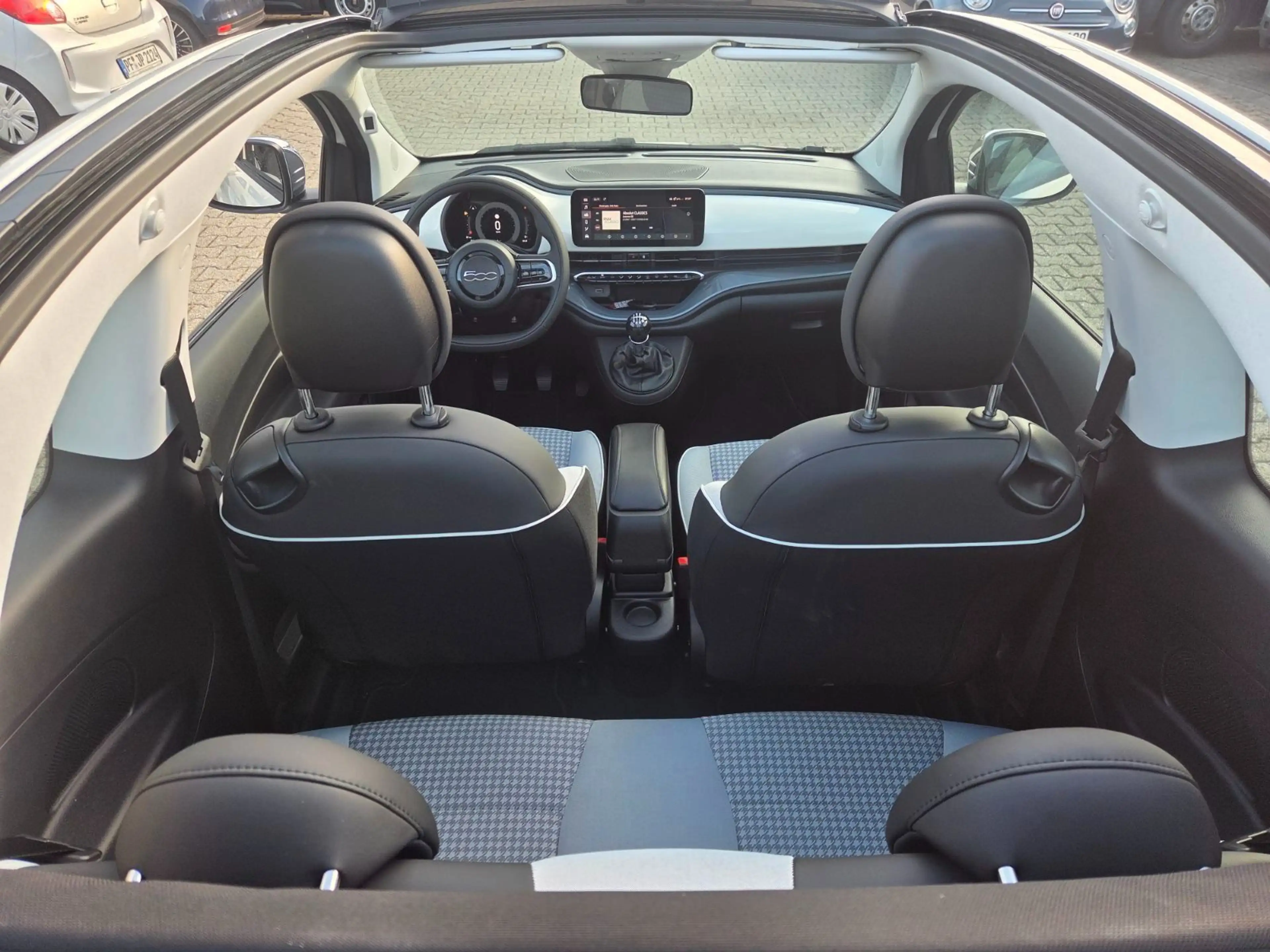 Fiat 500C 500 Hybrid Cabrio Dolcevita 1.0 GSE 6MT *MY26 — photo 13