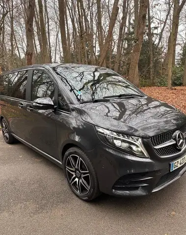 Mercedes-Benz V Class 300 état neuf