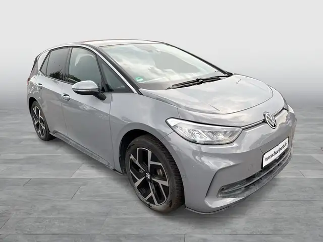 Volkswagen Id.3 view 8