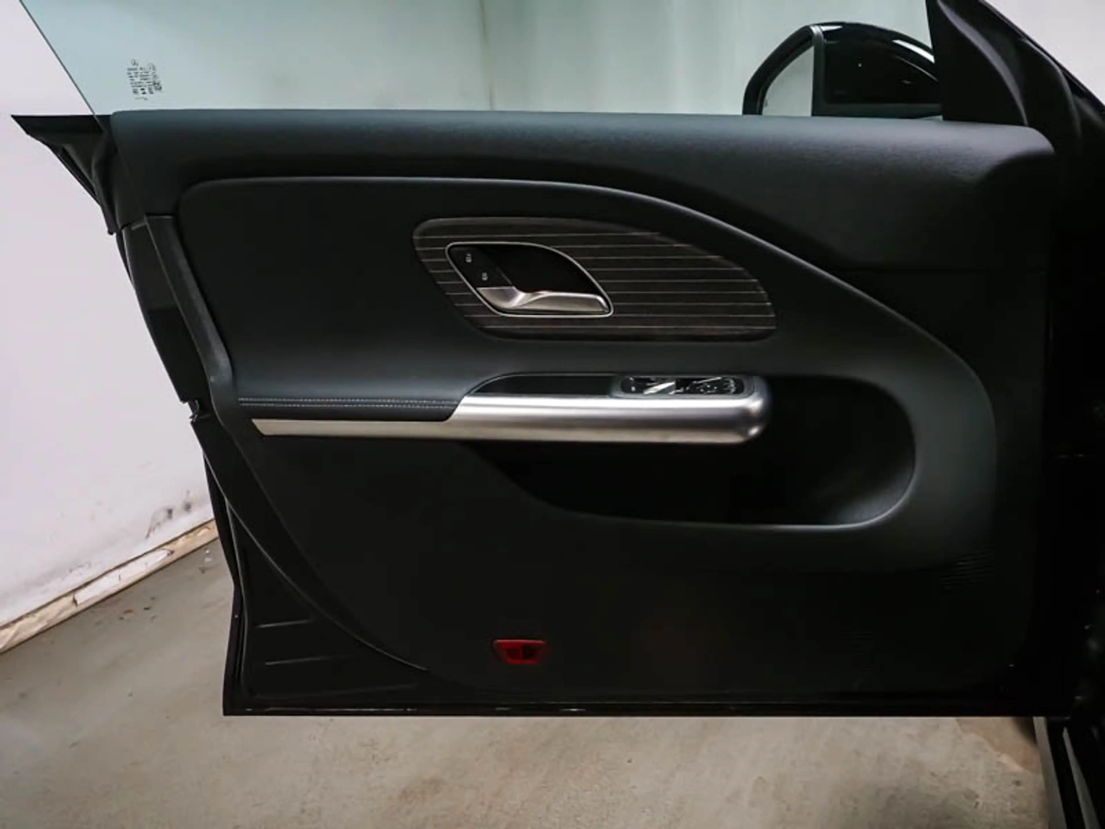 Mercedes-Benz CLA 250 + Progressive*Night*AHK*Distronic*KeyGo* — photo 6