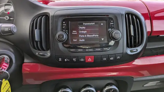 Fiat 500l view 10