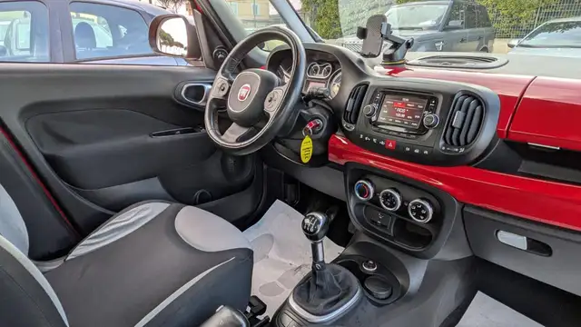 Fiat 500l view 12