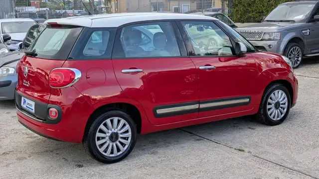 Fiat 500l view 4