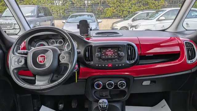 Fiat 500l view 13