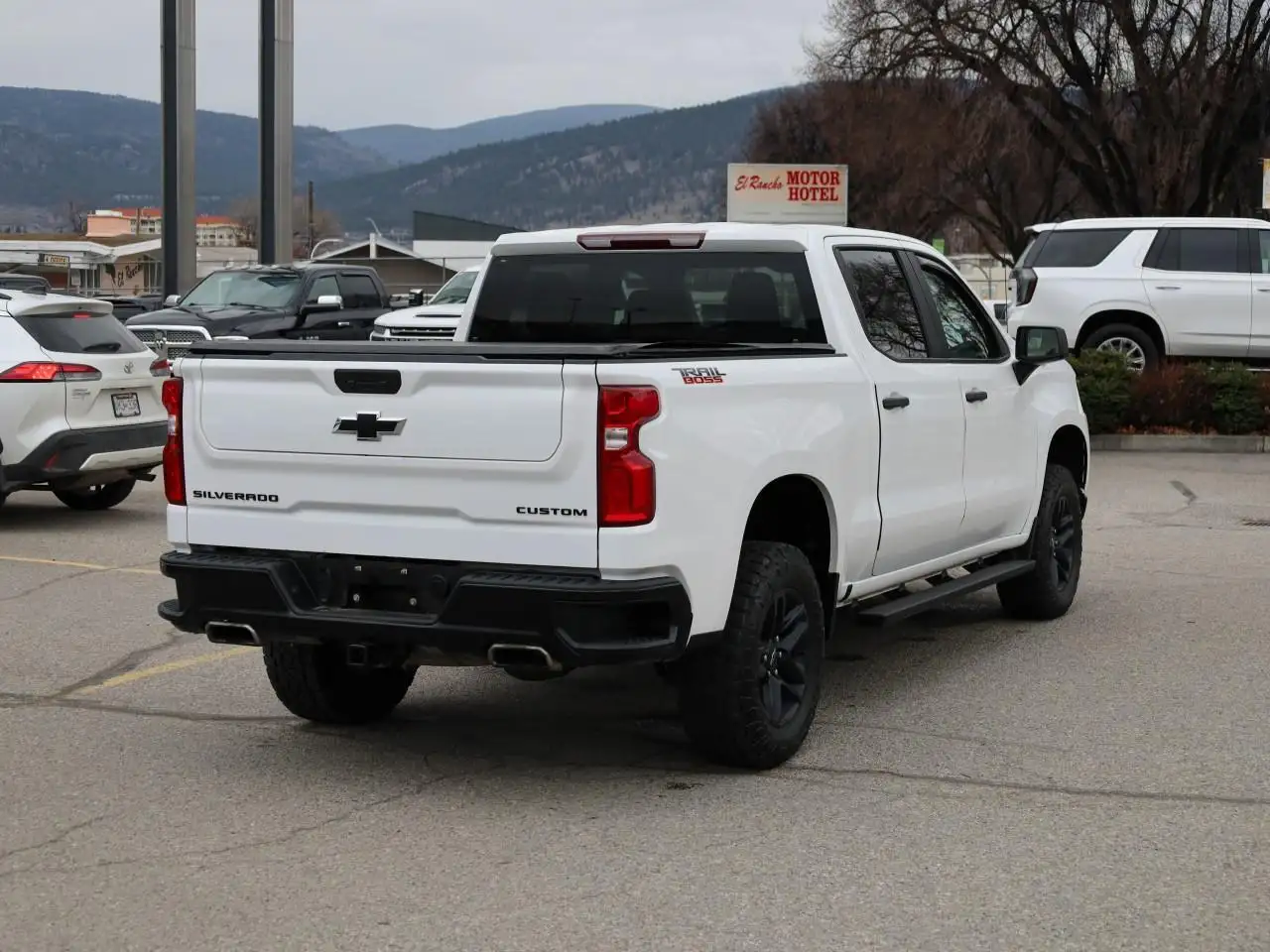 Chevrolet Silverado 1500 снимка Chevrolet Silverado 1500