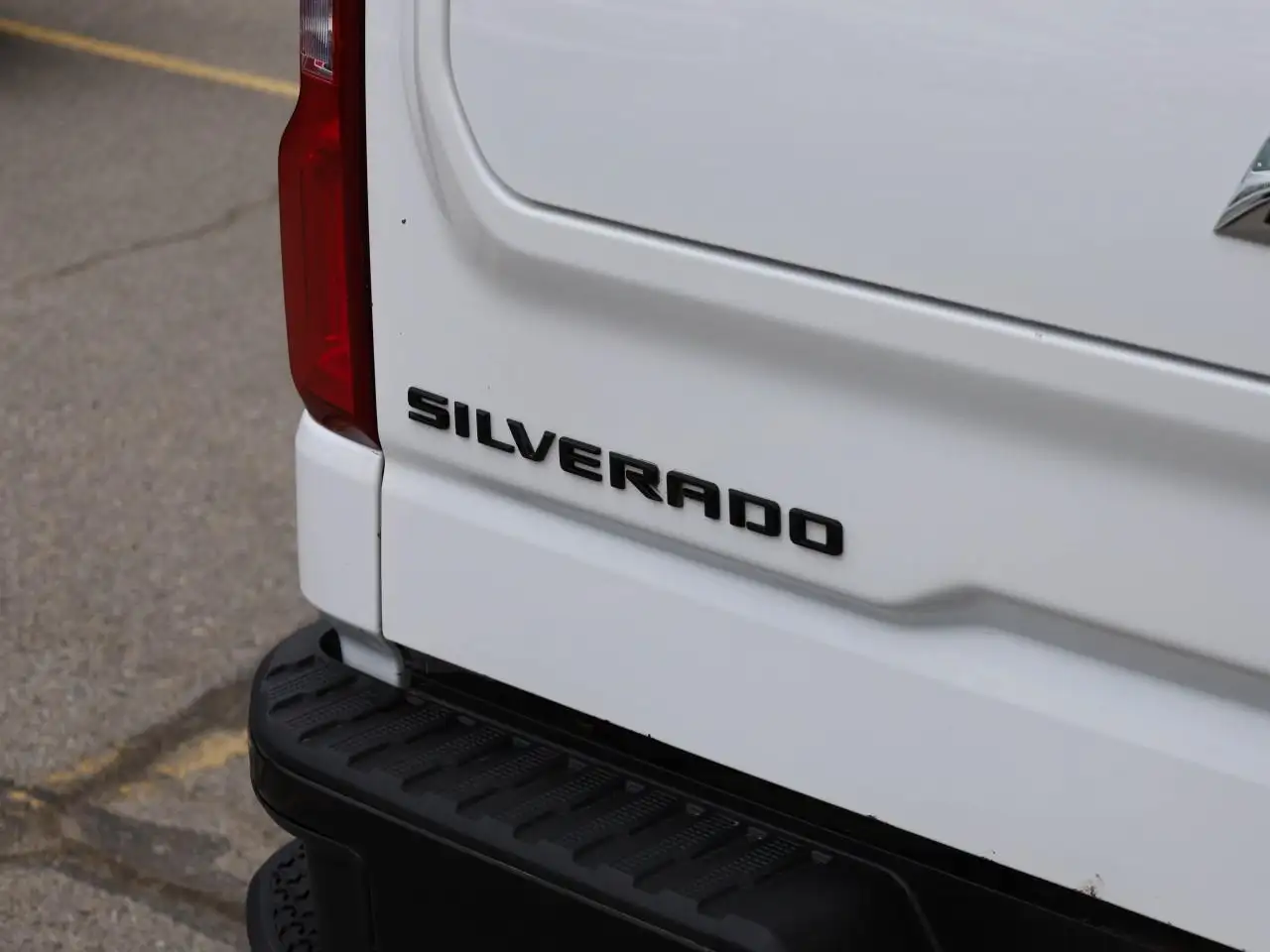 Chevrolet Silverado 1500 снимка Chevrolet Silverado 1500