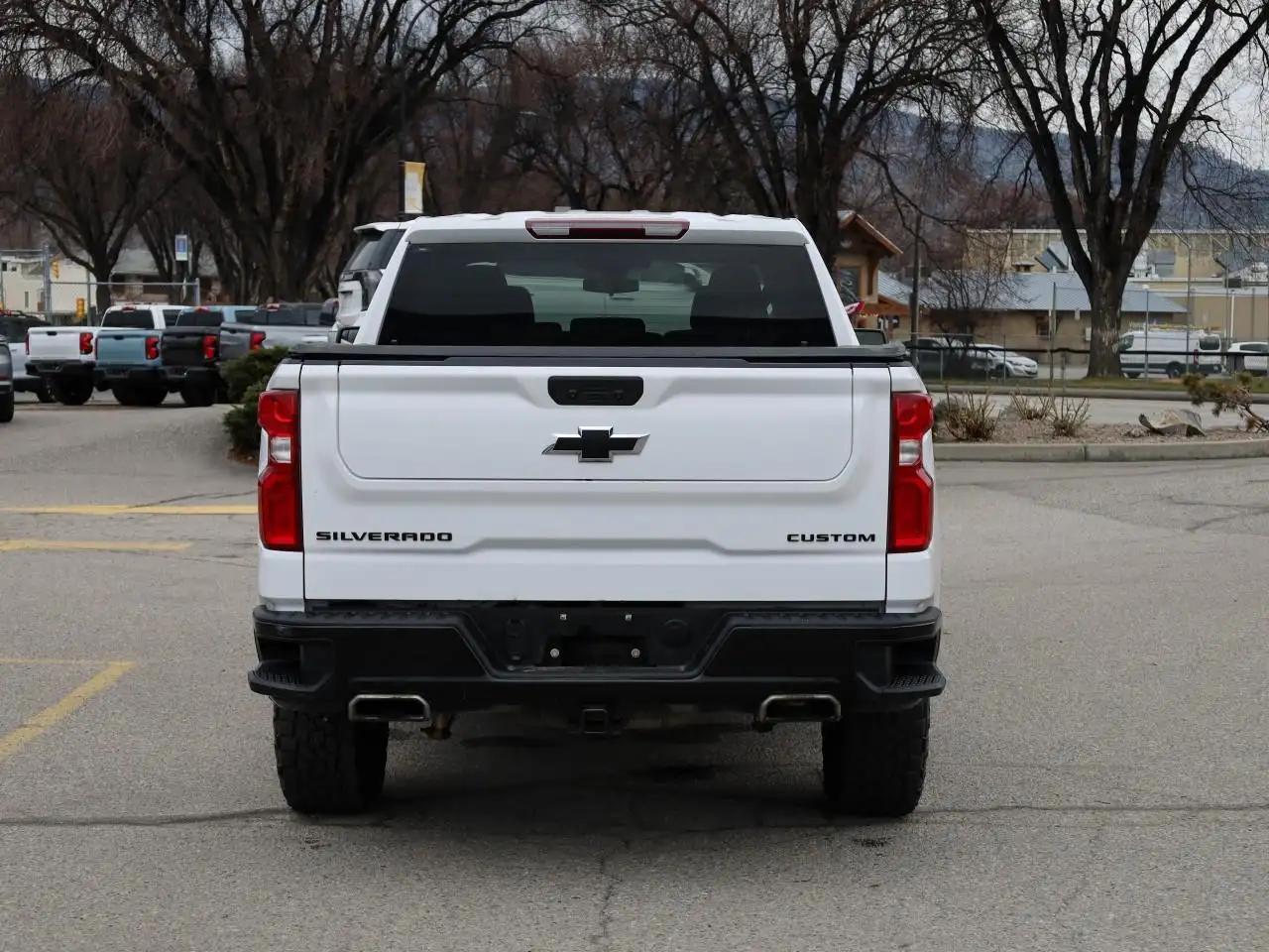 Chevrolet Silverado 1500 снимка Chevrolet Silverado 1500