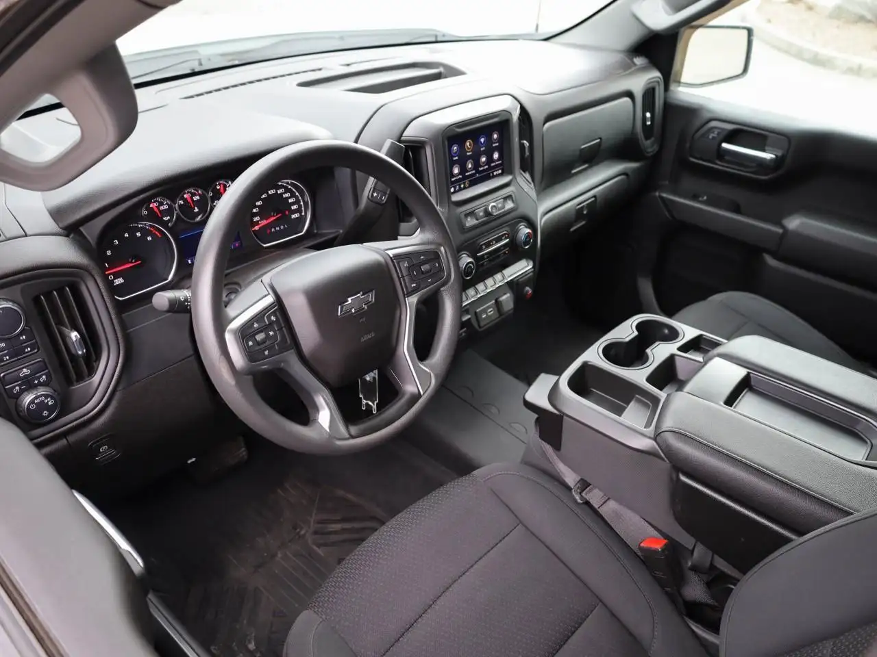 Chevrolet Silverado 1500 снимка Chevrolet Silverado 1500