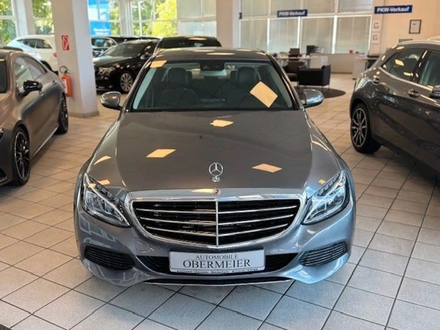 Mercedes-Benz C 180 Luxury 9G-Tr. PTS SHZ LED Navi Ambiente Gris - 2