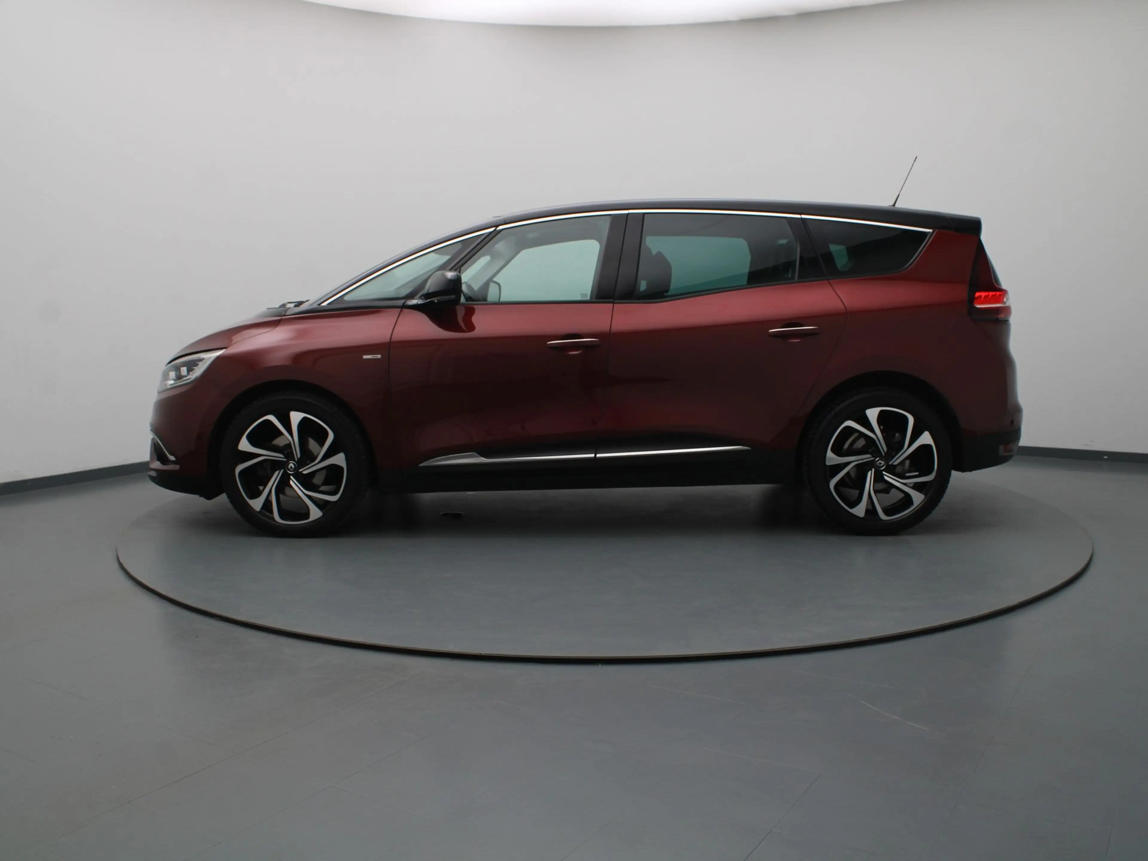 Renault Grand Scenic 140pk TCe Bose Apple Carplay/Android Auto | Climat — photo 23