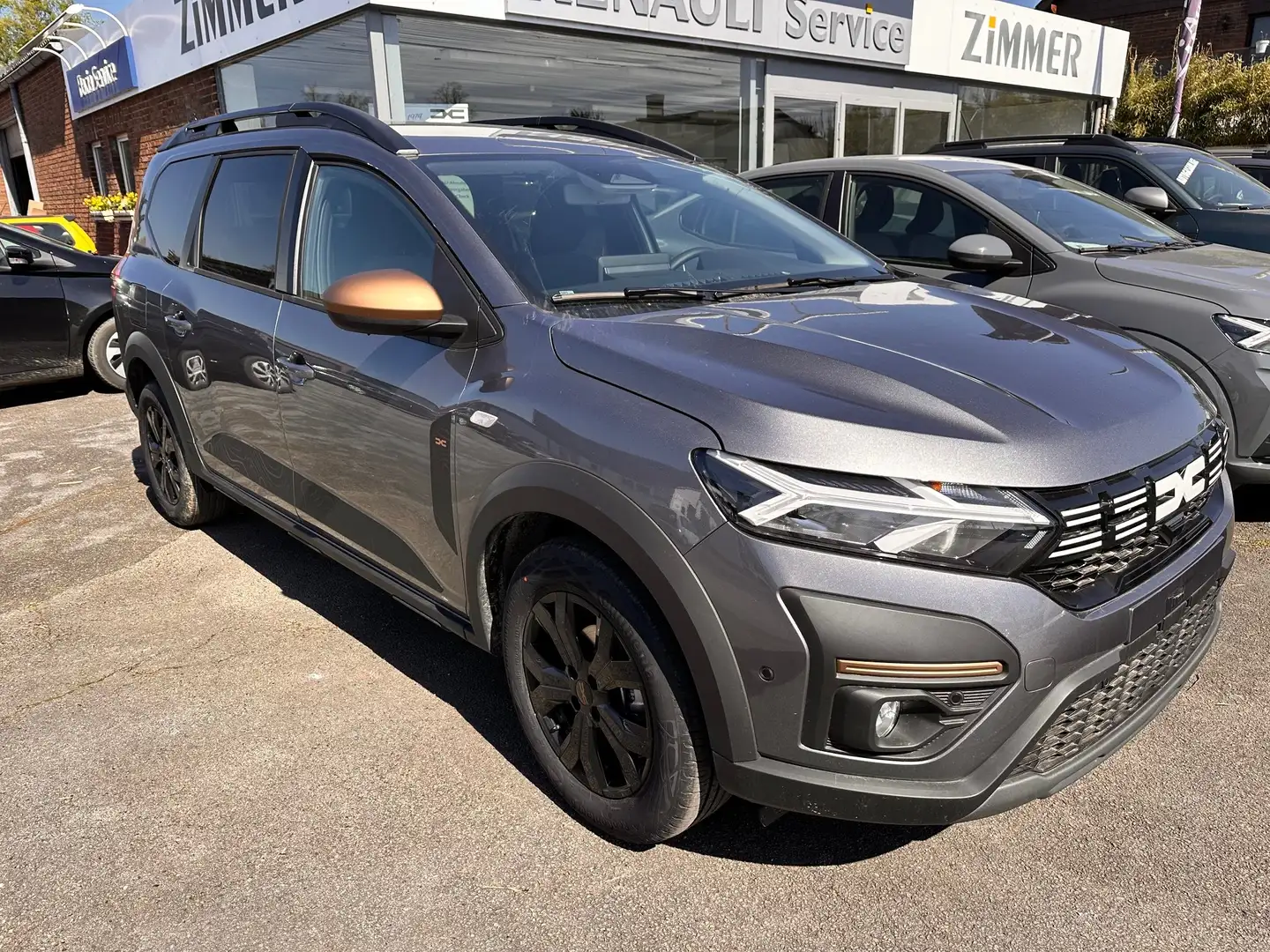 Dacia Jogger Extreme Tce 100 ECO-G - 5-Sitzer -SOFORT Grijs - 1