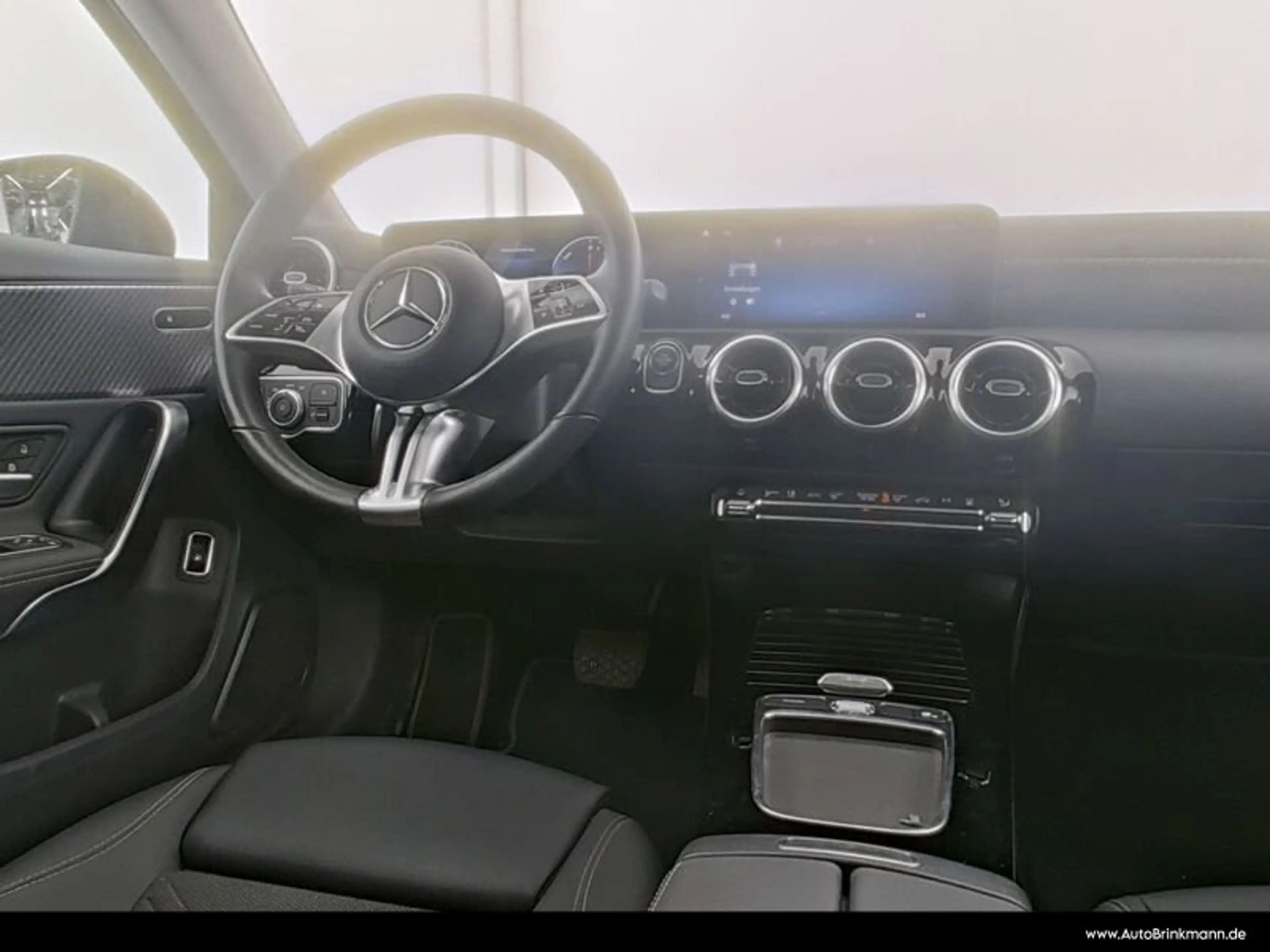 Mercedes-Benz A 250 A 250 e AHK/LED/KAMERA/SPURH/ADVANCED/WINTER SHZ — photo 6
